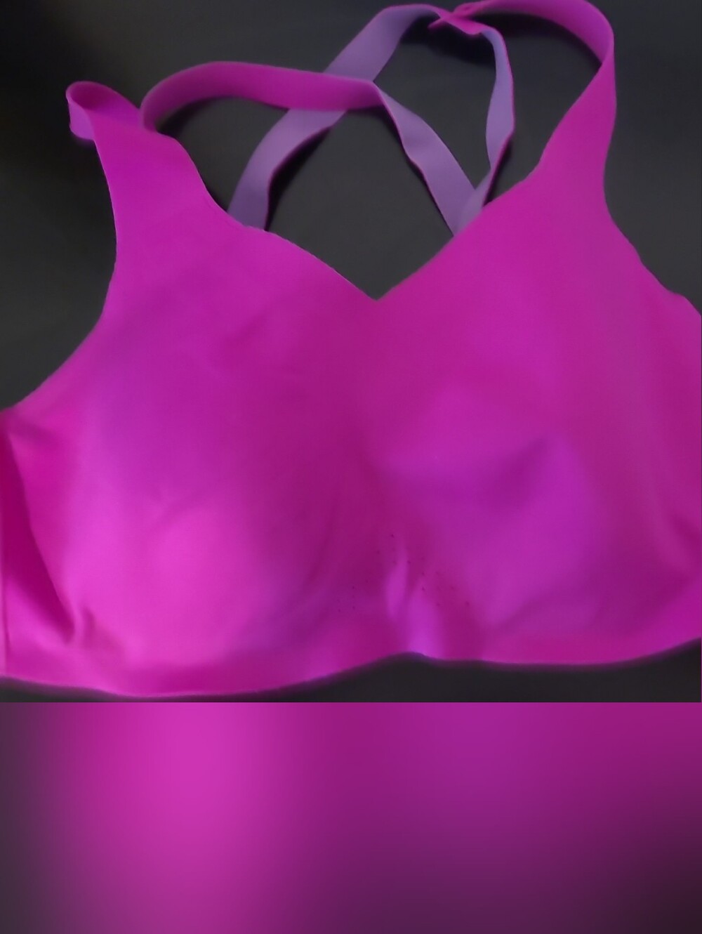 Brooks Underwire Sports Bra in Bright Magenta